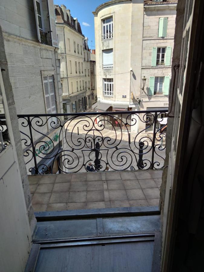*Les Studios L'Amandine* Périgueux Esterno foto