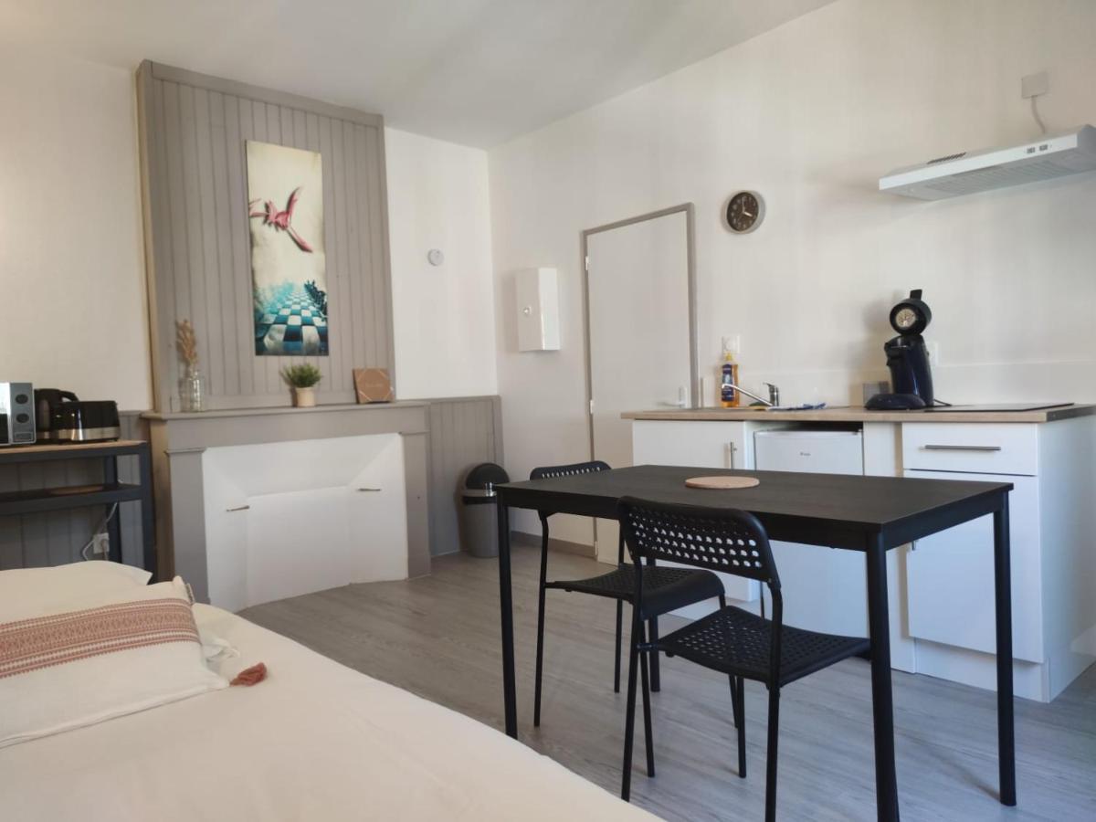 *Les Studios L'Amandine* Périgueux Esterno foto